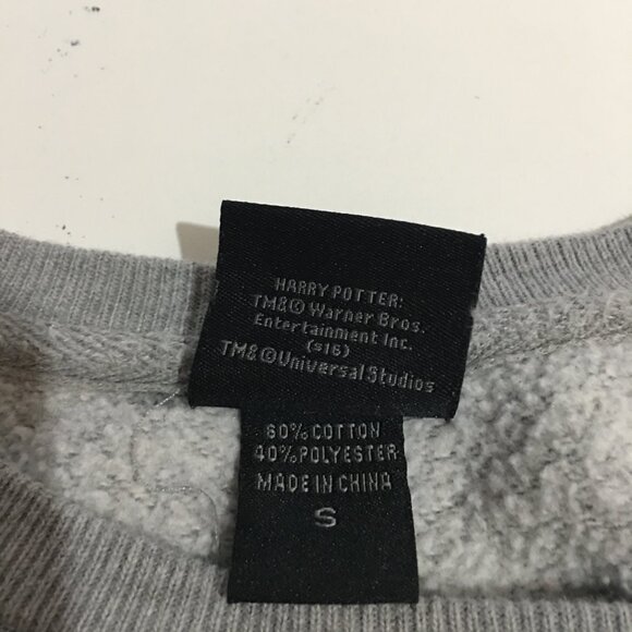 Harry Potter Slytherin Universal Studios Sweatshirt Size Small Wizarding World - Picture 5 of 8